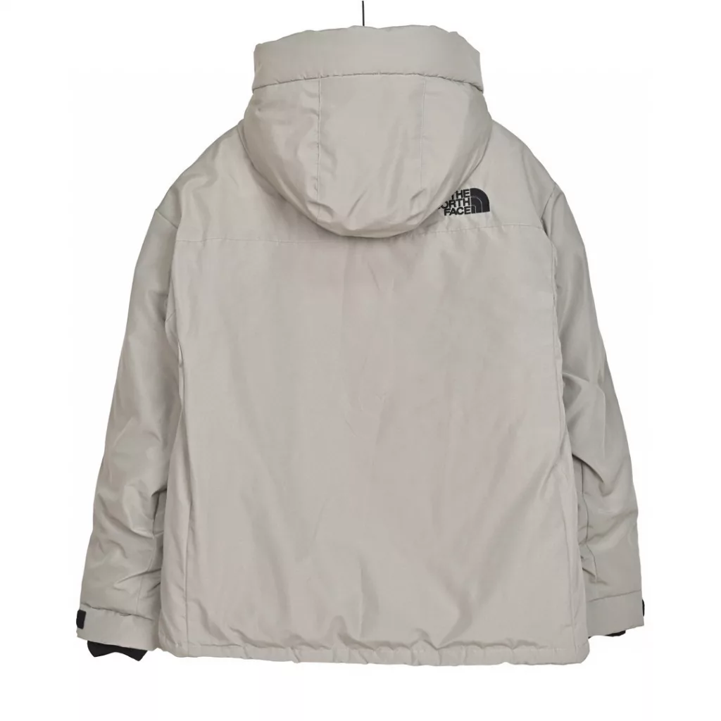 𝐓𝐡𝐞 𝐍𝐨𝐫𝐭𝐡 𝐅𝐚𝐜𝐞North tooling hooded down jacket