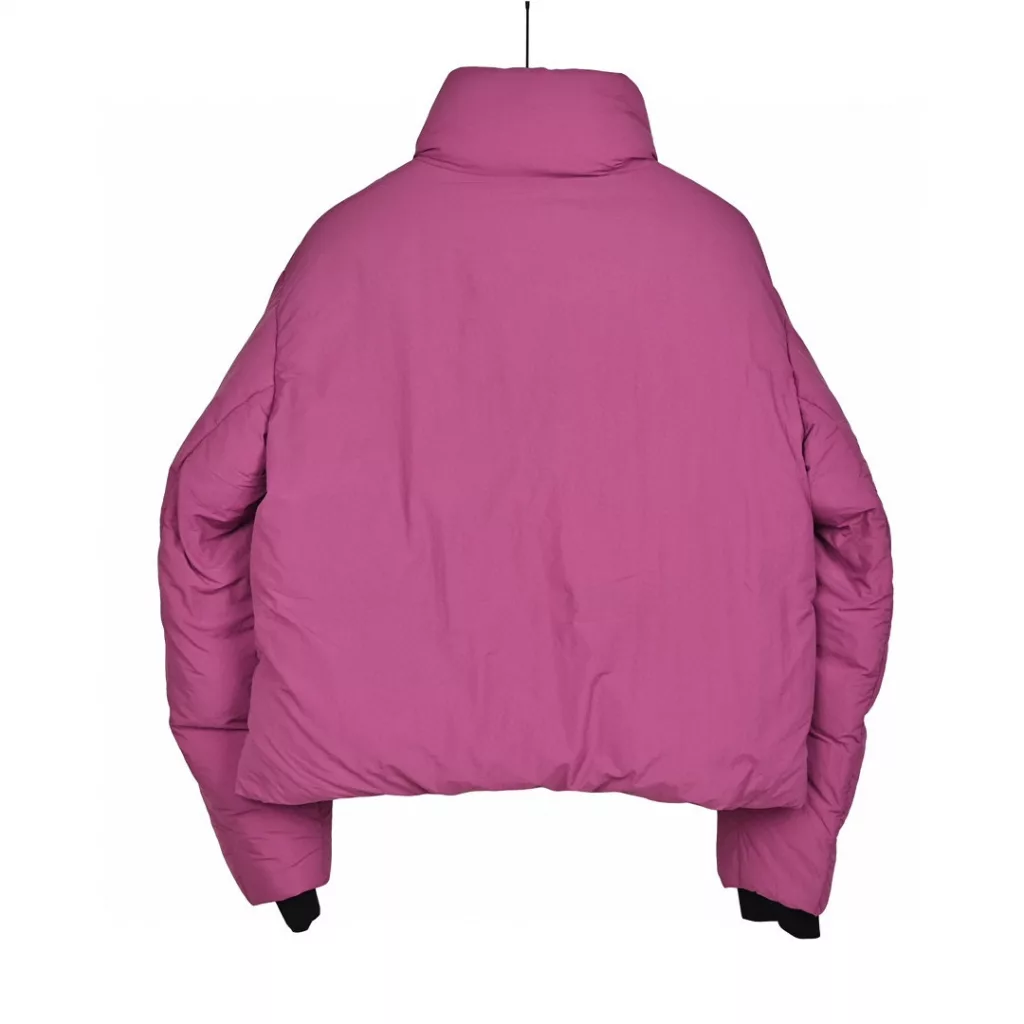 𝐂 𝐚 𝐧 𝐚 𝐝 𝐚 𝐆 𝐨 𝐨 𝐬 𝐞 𝐉 𝐮 𝐧 𝐜 𝐭 𝐢 𝐨 𝐧 𝟐 𝟔 𝟐 𝟎 𝐖 𝐖Canada Goose Macaron capsule short down jacket for women