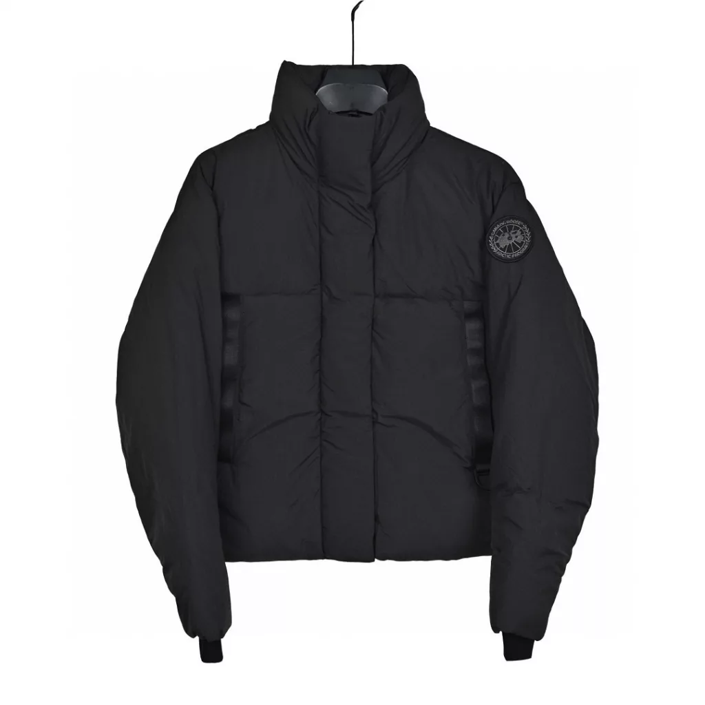 𝐂 𝐚 𝐧 𝐚 𝐝 𝐚 𝐆 𝐨 𝐨 𝐬 𝐞 𝐉 𝐮 𝐧 𝐜 𝐭 𝐢 𝐨 𝐧 𝟐 𝟔 𝟐 𝟎 𝐖 𝐖Canada Goose Macaron capsule short down jacket for women