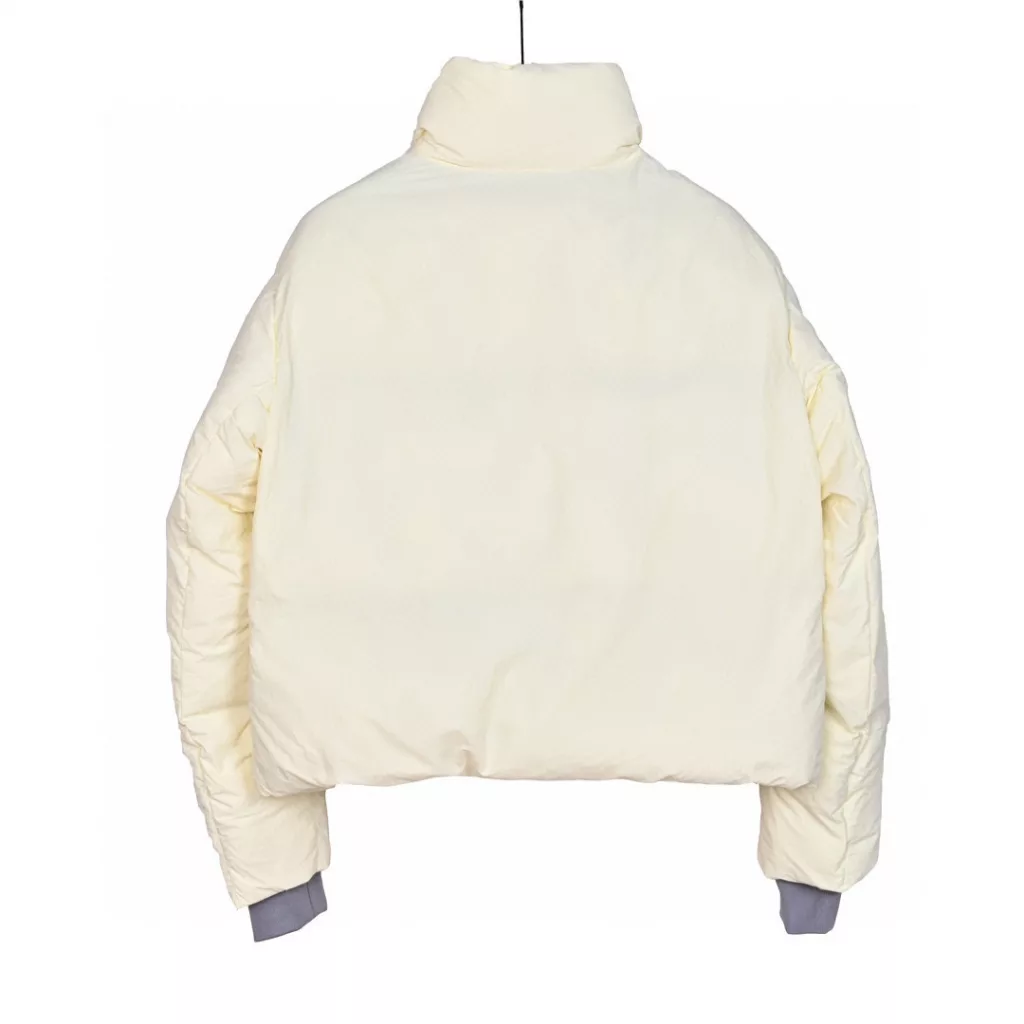 𝐂 𝐚 𝐧 𝐚 𝐝 𝐚 𝐆 𝐨 𝐨 𝐬 𝐞 𝐉 𝐮 𝐧 𝐜 𝐭 𝐢 𝐨 𝐧 𝟐 𝟔 𝟐 𝟎 𝐖 𝐖Canada Goose Macaron capsule short down jacket for women