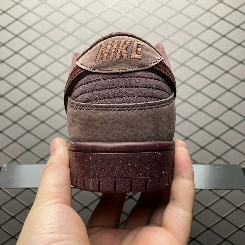 NiKE SB DUNK LOW FN0619-600 size:36-45