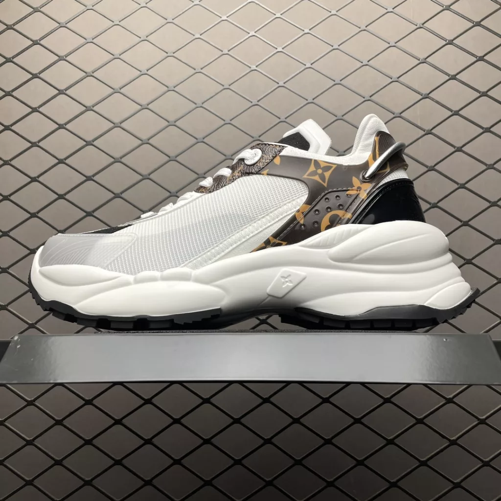 Louis Vuitton  Run 55   size:35-39