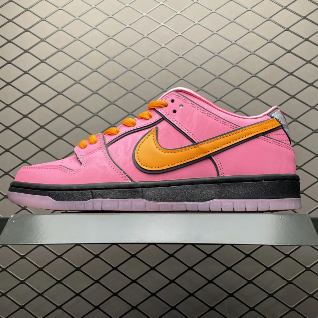 The Powerpuff Girls x NIKE SB Dunk Low   size:36-47.5