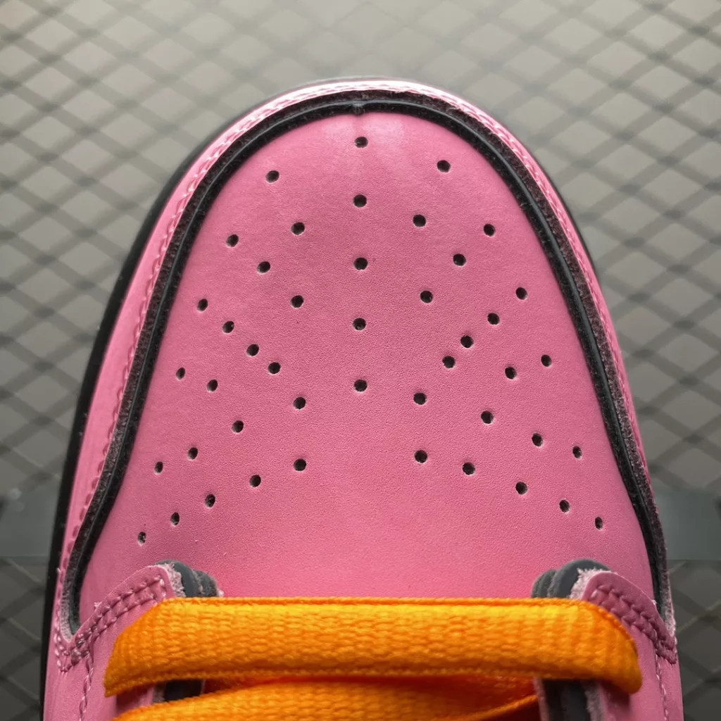 The Powerpuff Girls x NIKE SB Dunk Low   size:36-47.5