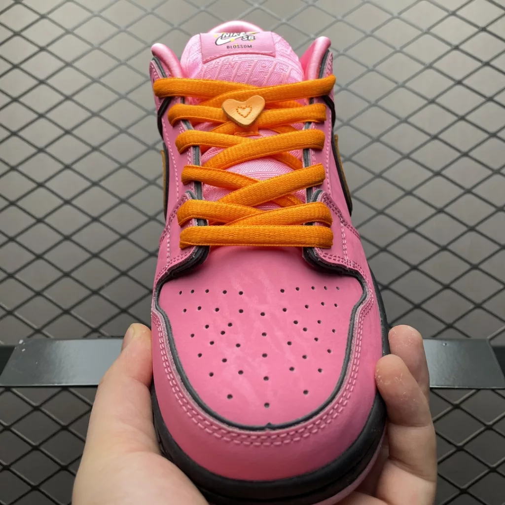 The Powerpuff Girls x NIKE SB Dunk Low   size:36-47.5