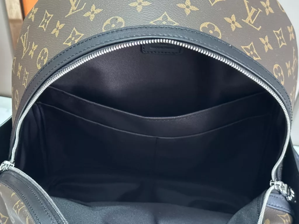 Louis Vuitton Discovery Backpack