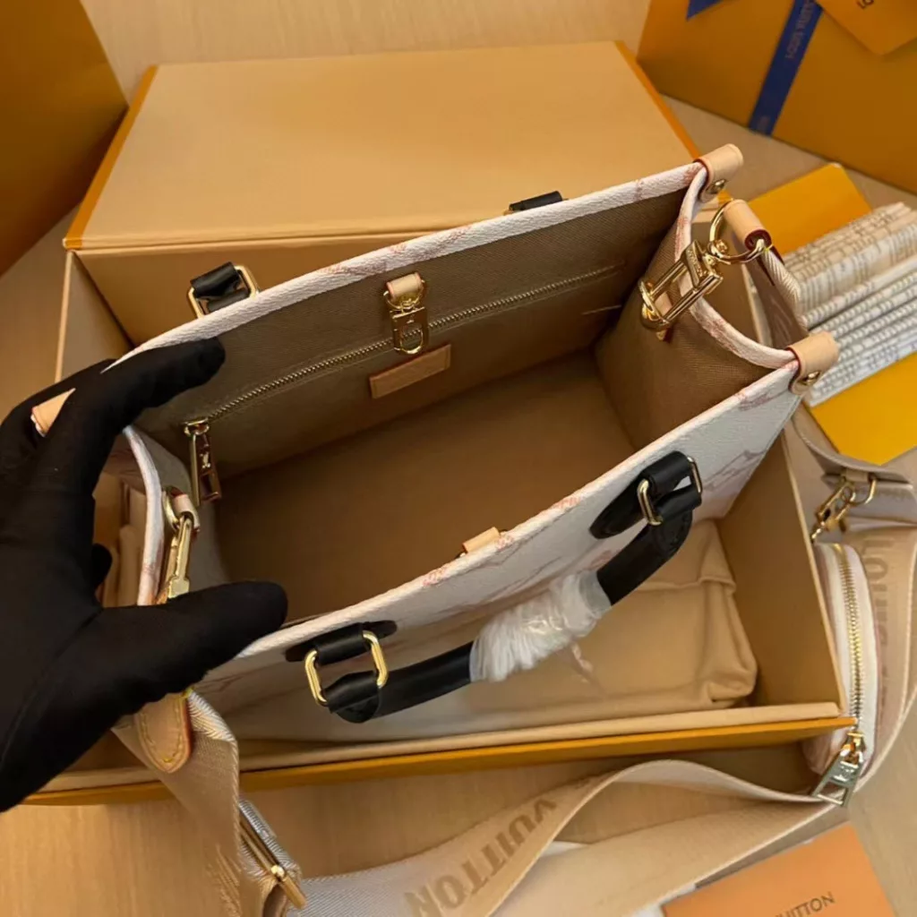 Louis Vuitton Onthege small shopping bag