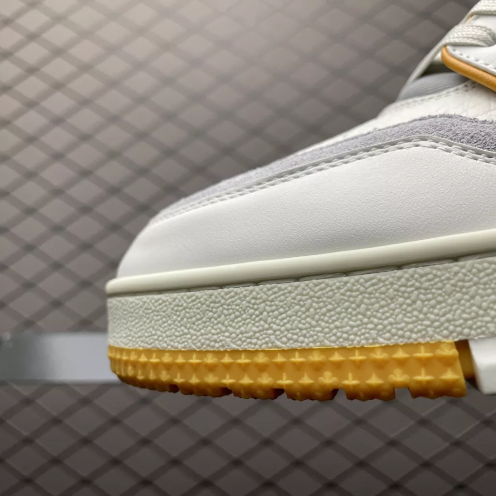 Louis Vuitton trainer