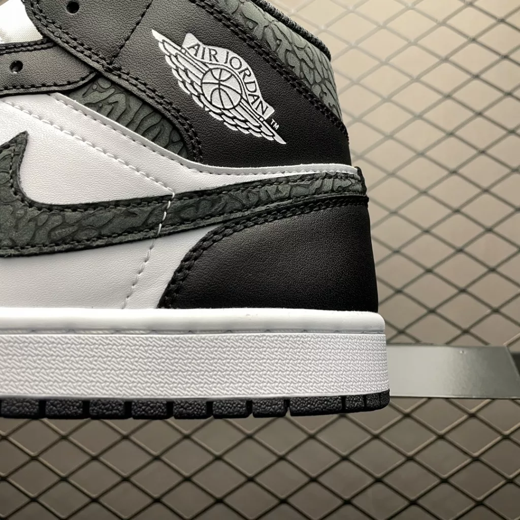 Air Jordan 1 Mid size: 36-46