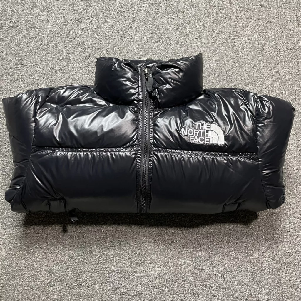 The north face Urban Exploration Nuptse Short Jacket           size: s m l