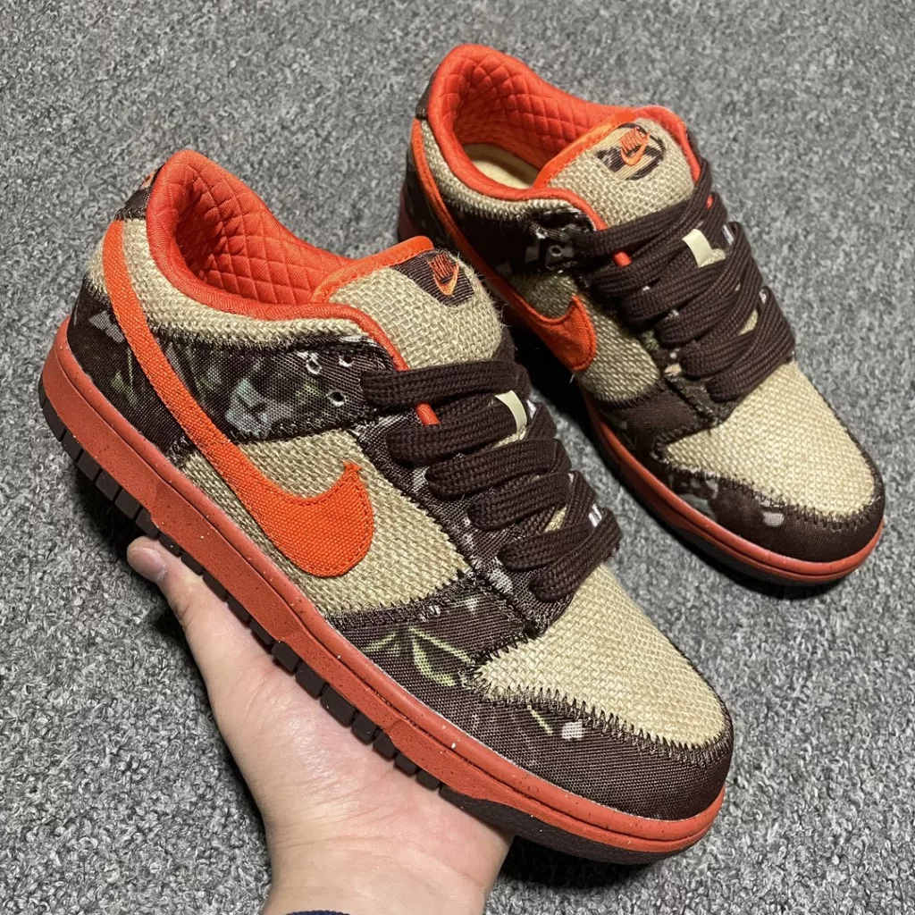 NIKE SB Dunk Low 