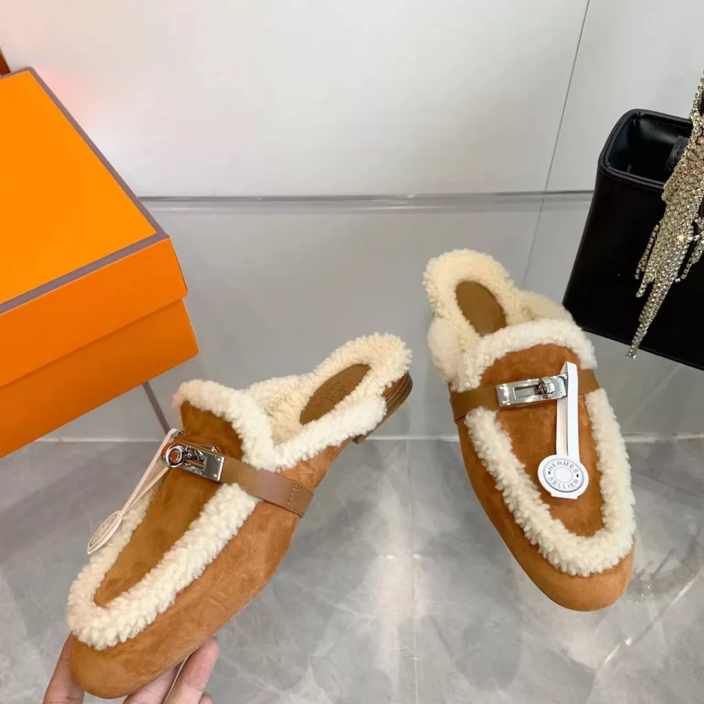 Hermes slippers