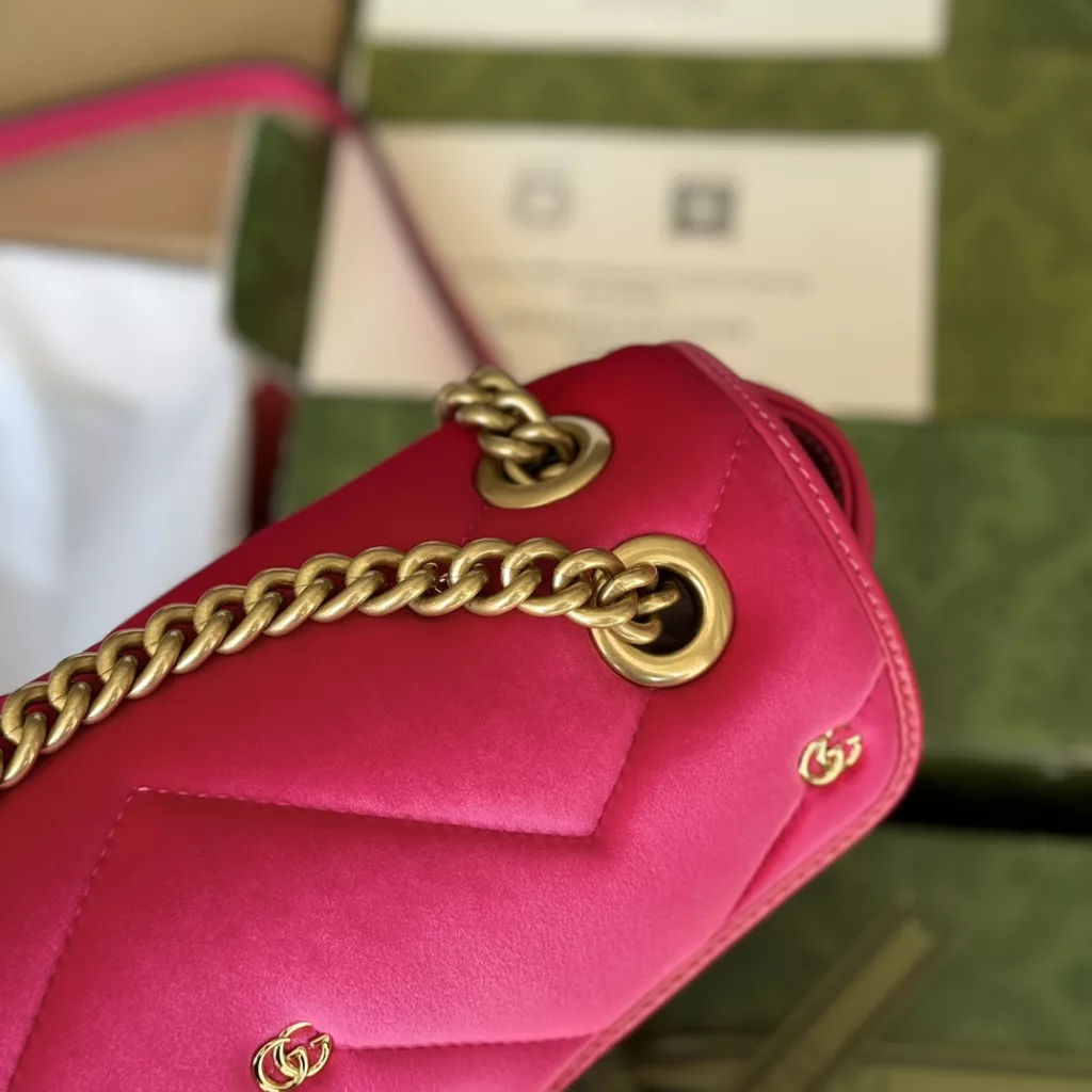 GUCCI
