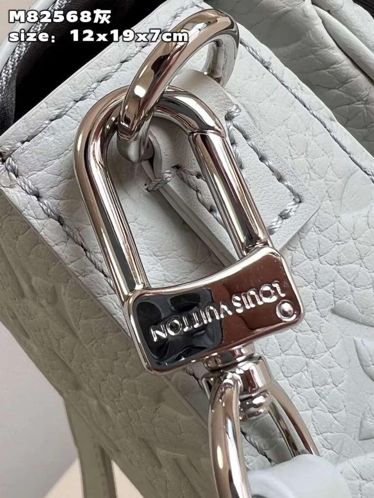 Louis Vuitton S-Lock Vertical mini handbag