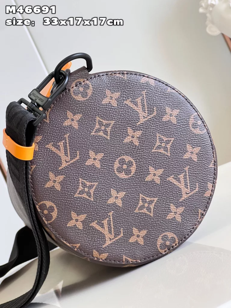 Louis Vuitton Soft Polochon handbag