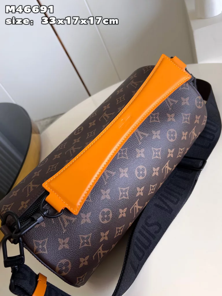 Louis Vuitton Soft Polochon handbag
