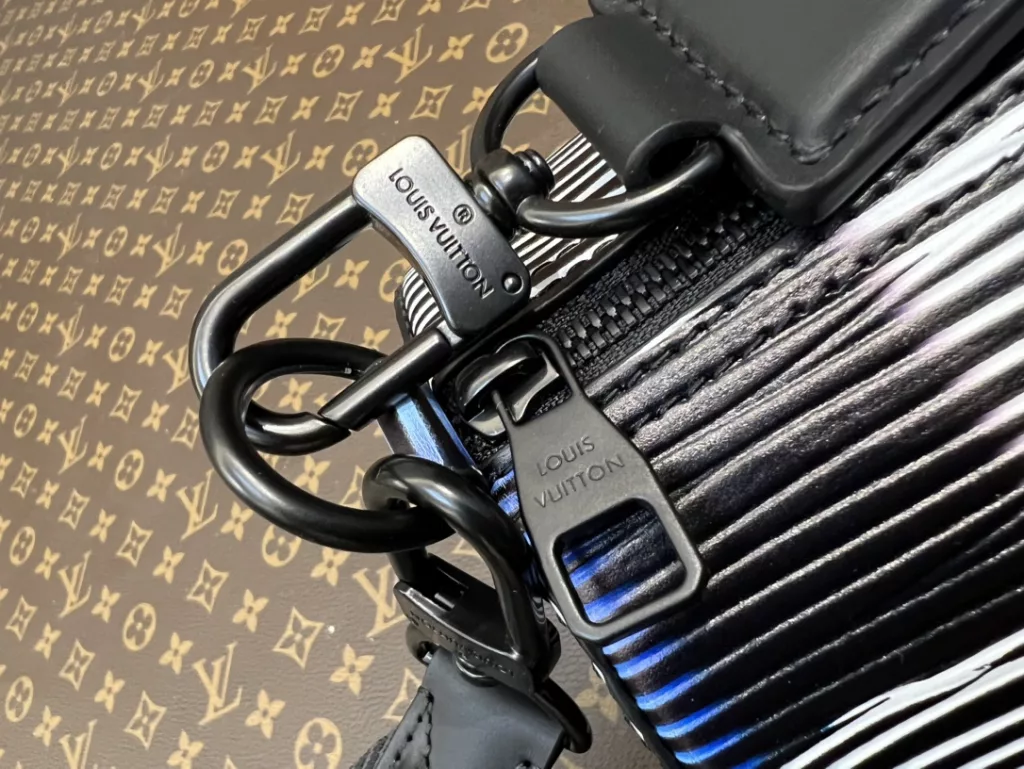 Louis Vuitton SOFT POLOCHON small handbag