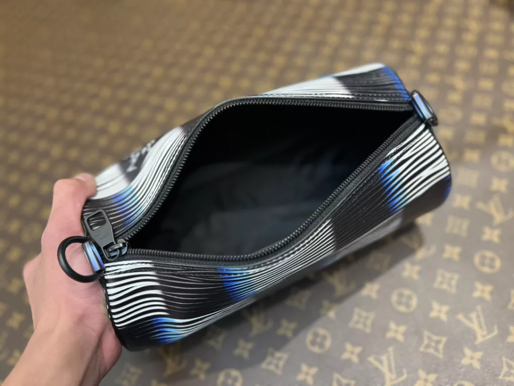 Louis Vuitton SOFT POLOCHON small handbag
