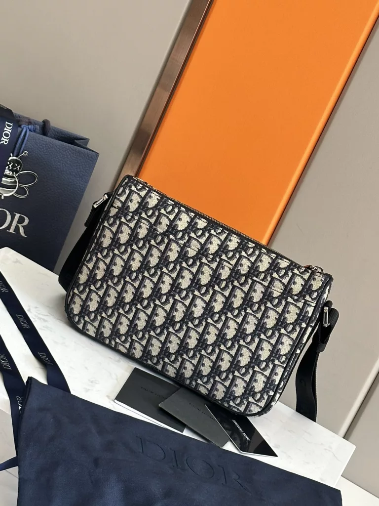 Dior shoulder bag for men