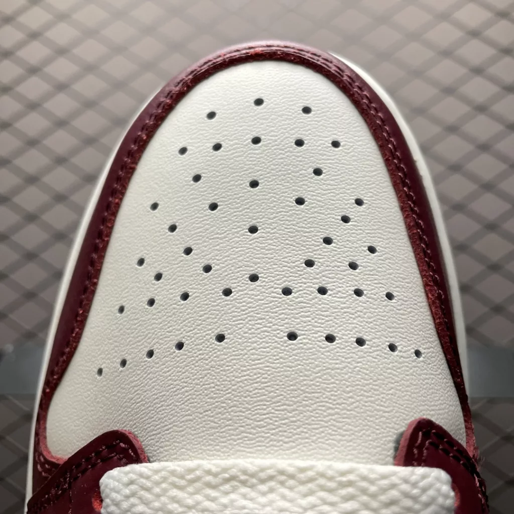 Air Jordan 1 Low 