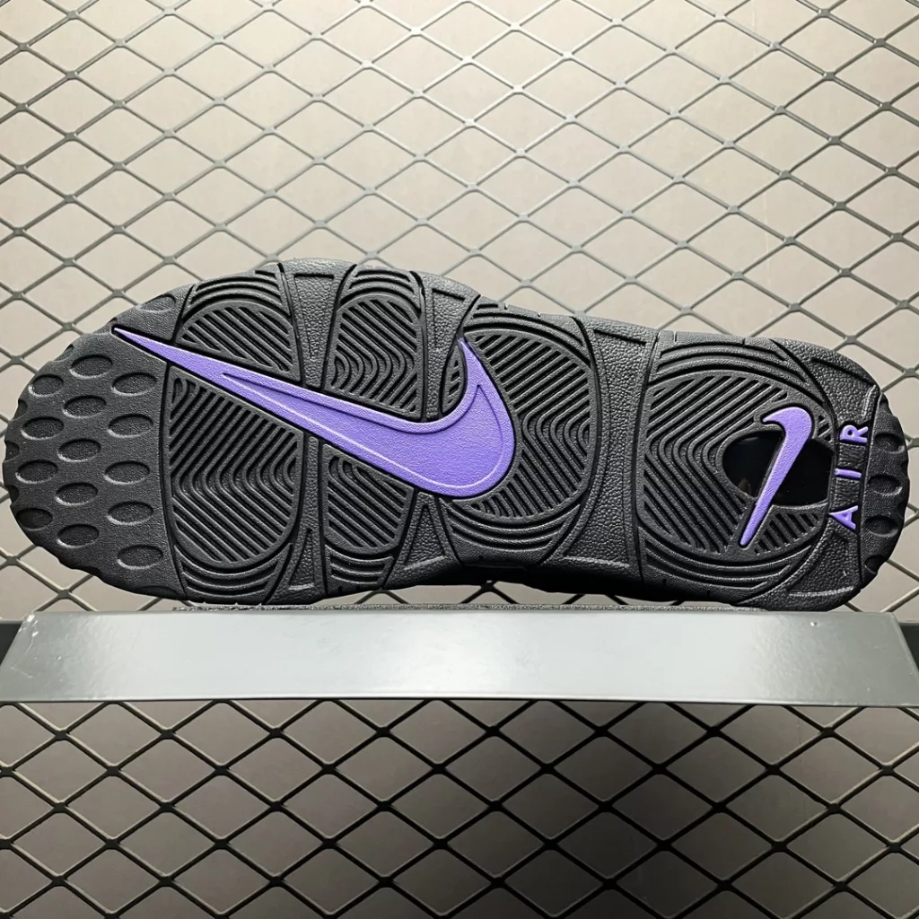 NIKE Air More Uptempo