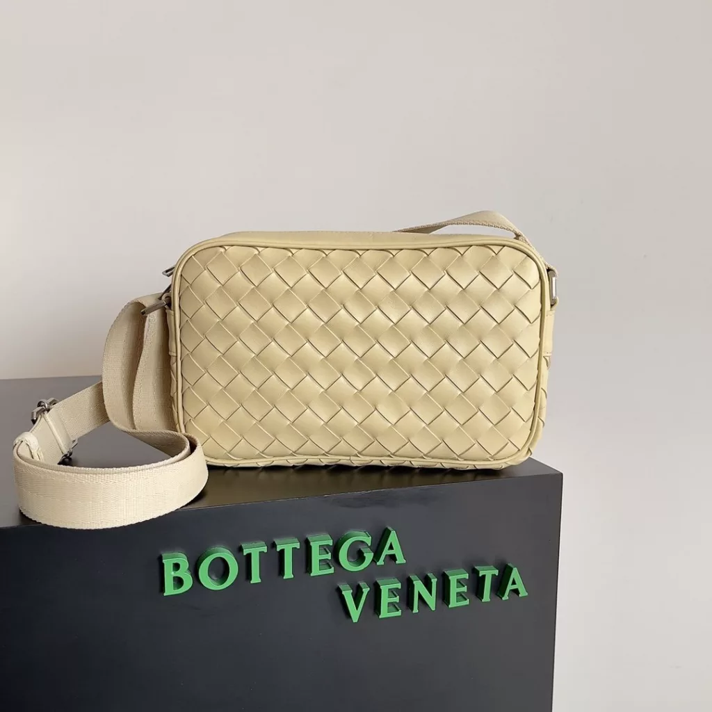 Bottega Veneta