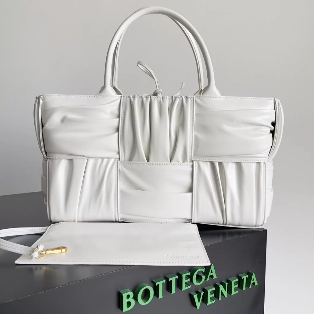 Bottega Veneta