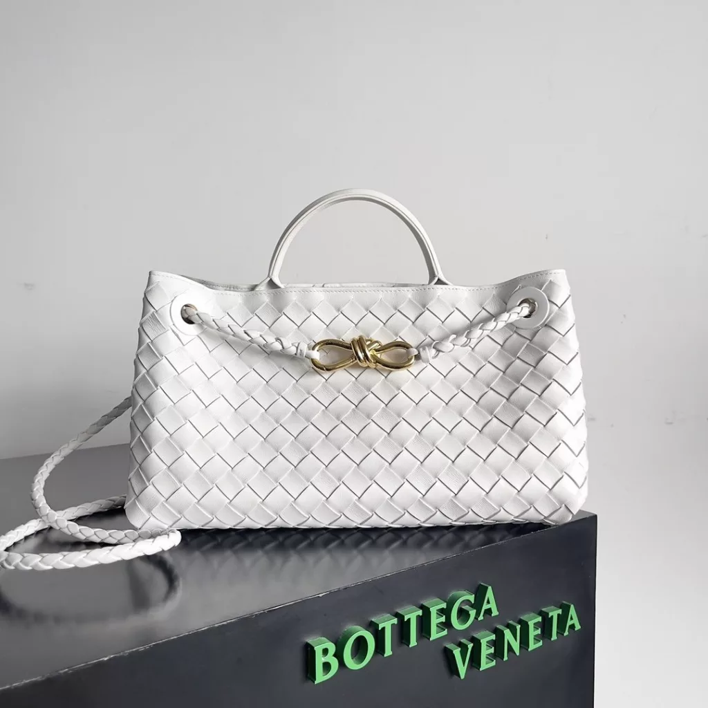 Bottega Veneta