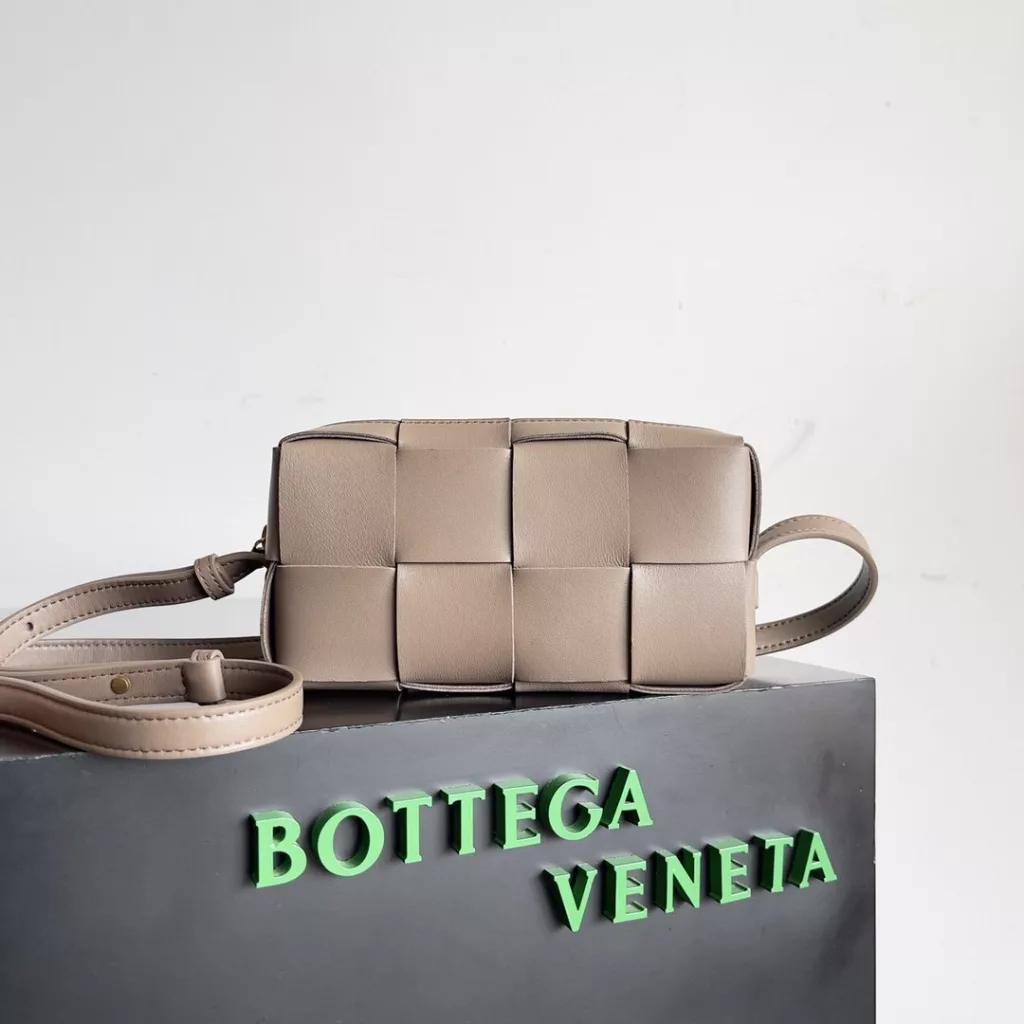 Bottega Veneta