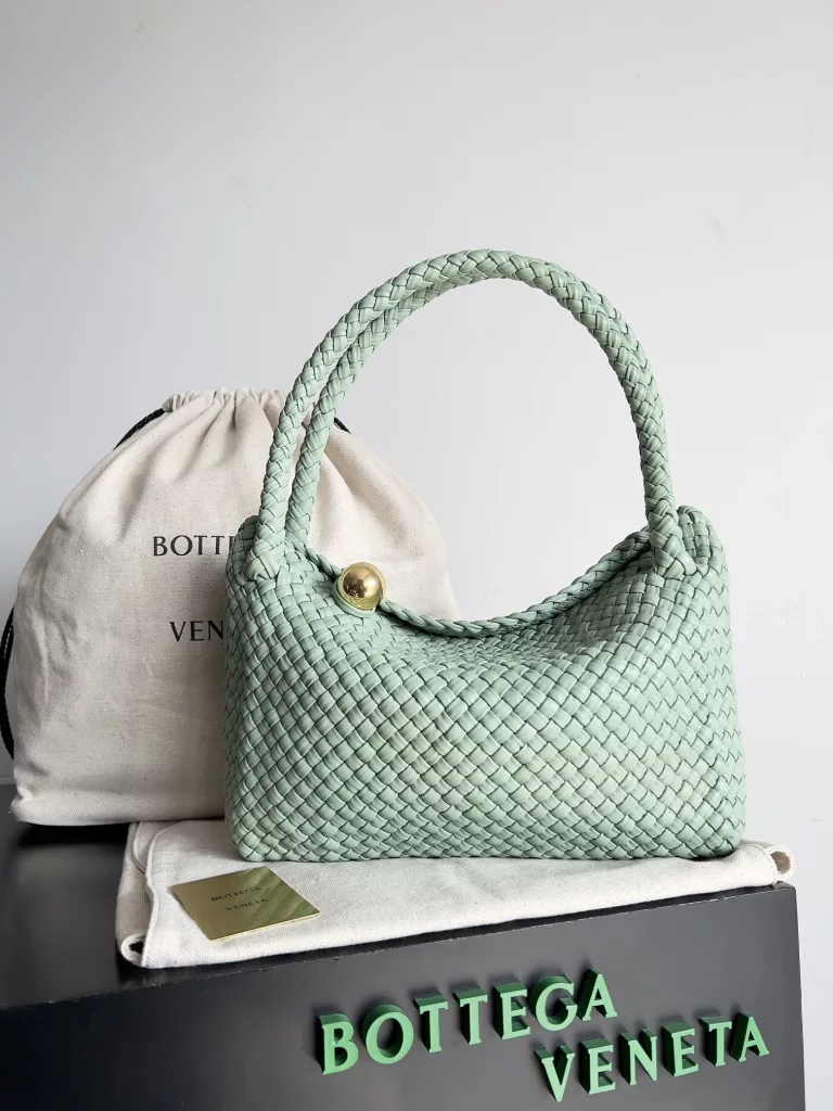 Bottega Veneta