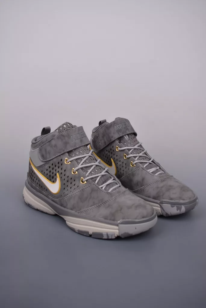 Nike Zoom Kobe 2 Ultimate Protro Shoes