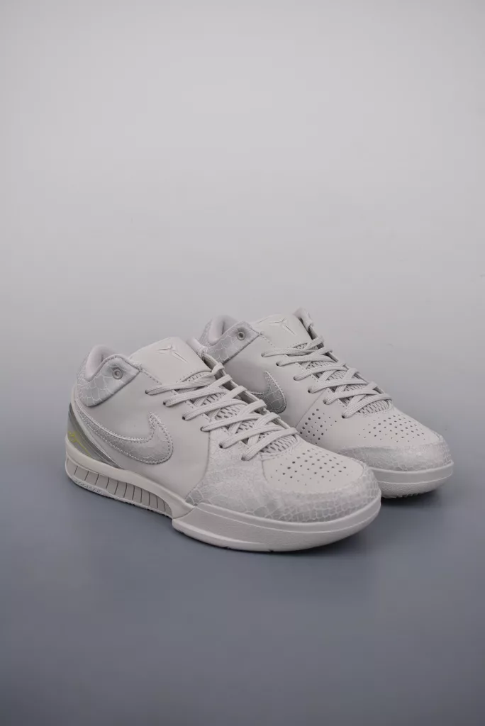 NIKE Kobe ZOOM Freak 3 EP basketball shoes