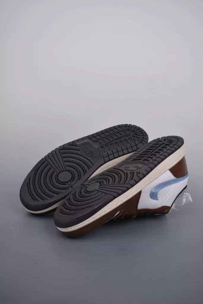 Air Jordan 1 Low White Brown Toe Shoes