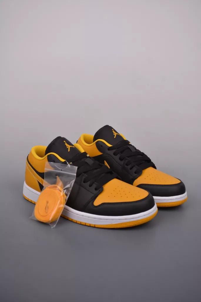 Air Jordan 1 Low black orange shoes