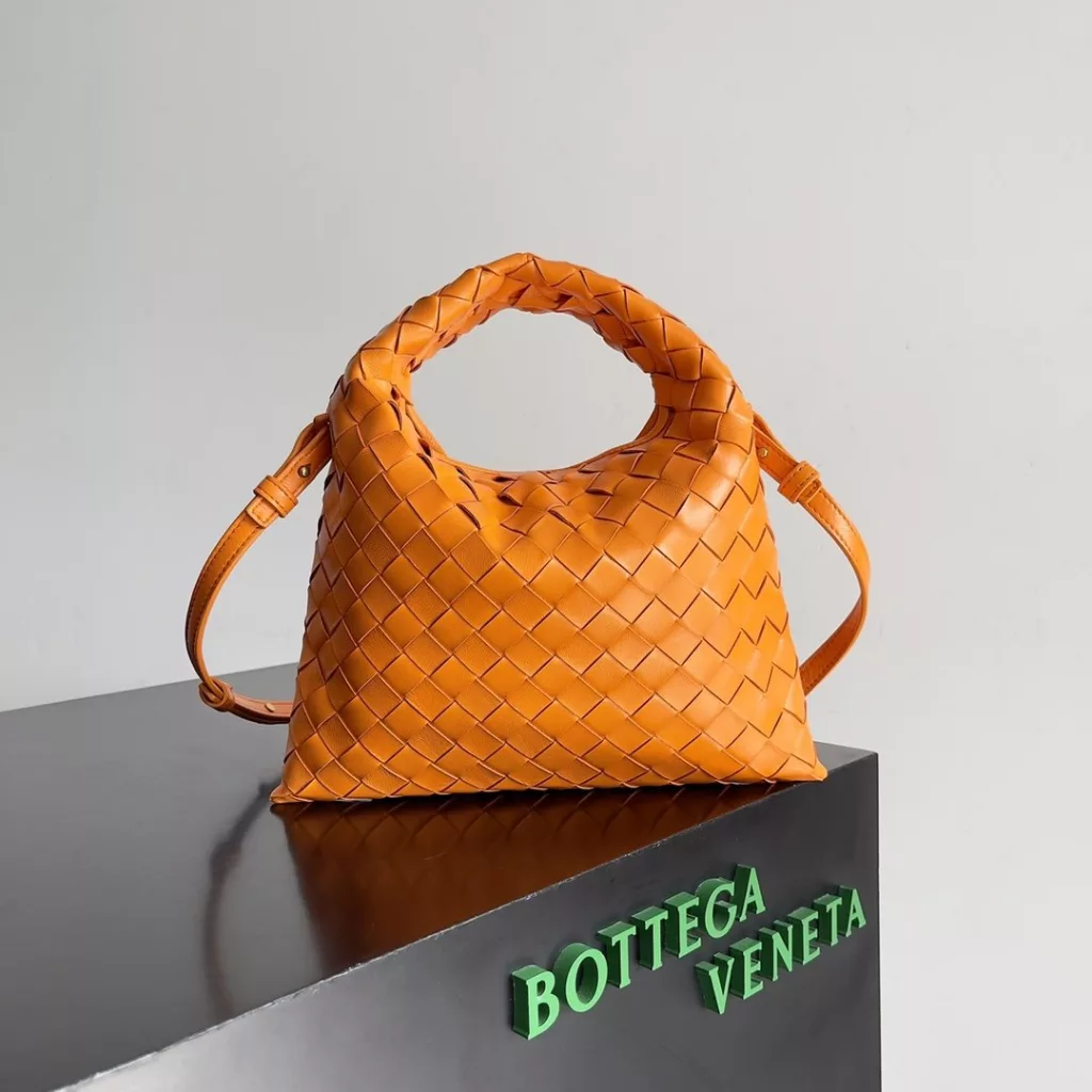 Bottega Veneta