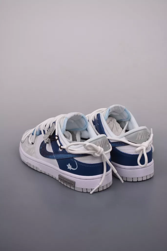 Nike SB Dunk Low Panda Prank Star Lost Shoes