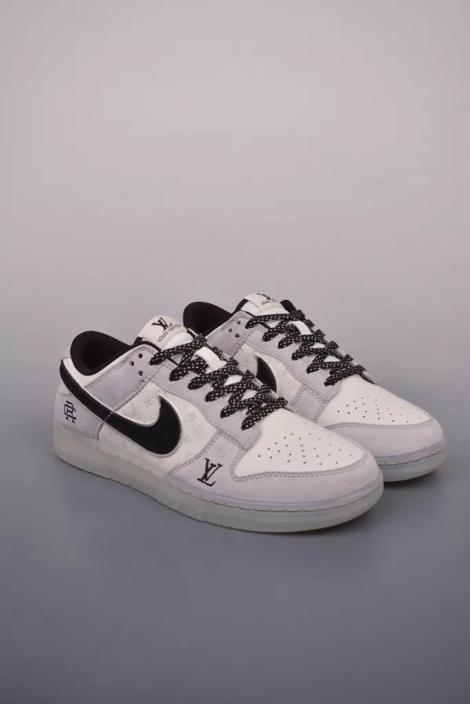 Nike SB Dunk Low LV joint shoes