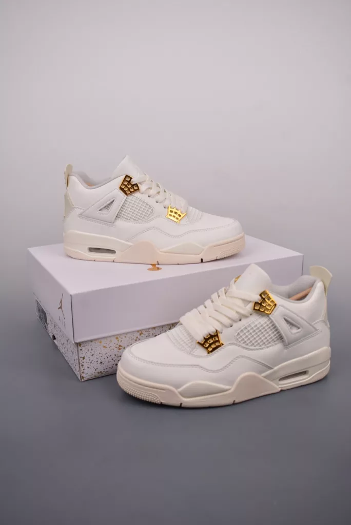 Air Jordan 4 retro shoes