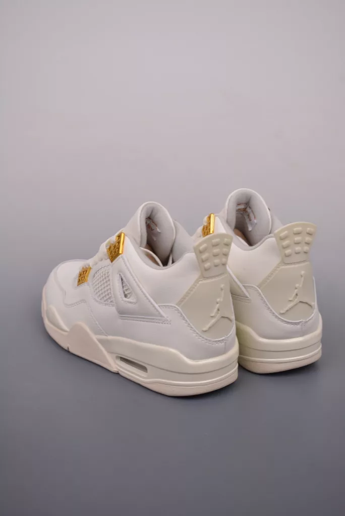 Air Jordan 4 retro shoes