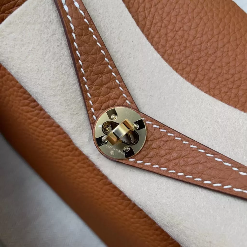 Hermes mini lindy gold buckle brown