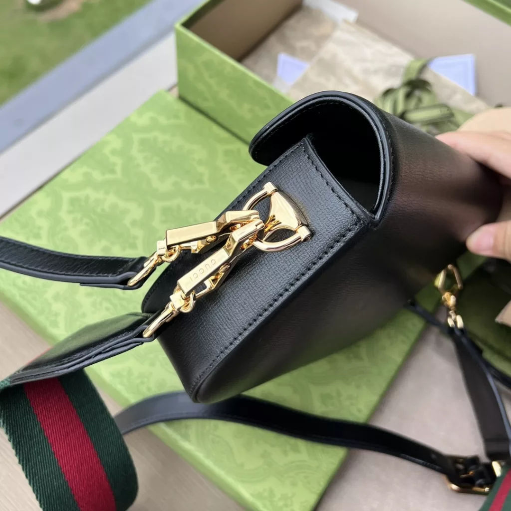 Gucci saddle bag
