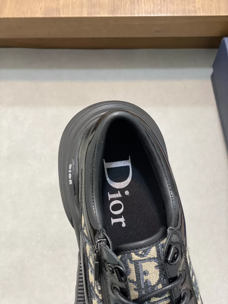 Dior leather shoes
