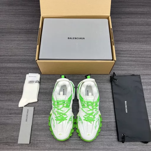 No widow's peak, market ceiling, Balenciaga 3.0, third generation outdoor concept shoes, Balenciaga Sneaker Tess s.Gomma MAILLE WHITE/ORANGE, pure original version, all details are compared with the original, original big box, every detail is worth savoring, restore the configuration of the product.Packaging: full set of accessories reinforced airplane box packaging