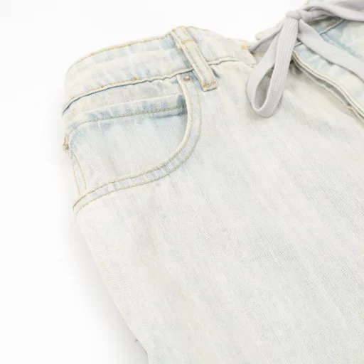 Balenciaga 25ss new patchwork jeans🔥Synchronized with Chonggong official website. Balenciaga ss25 new patchwork denim pants. Loose version. Unisex style