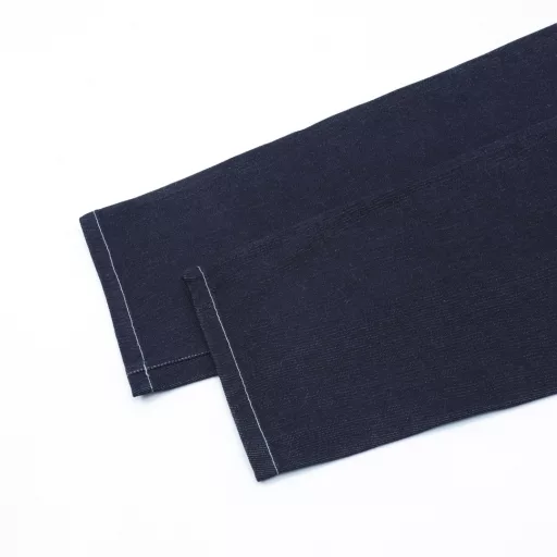 Dior Archives Labels embroidered denim trousersThe new 24ss jeans are from the Dior Archives Labels collection, a new take on a classic. Crafted from navy blue cotton twill, they feature an embroidered Dior Archives Labels logo on the back, a new interpretation of the Dior brand label. Wear with a jacket and shirt from the collection