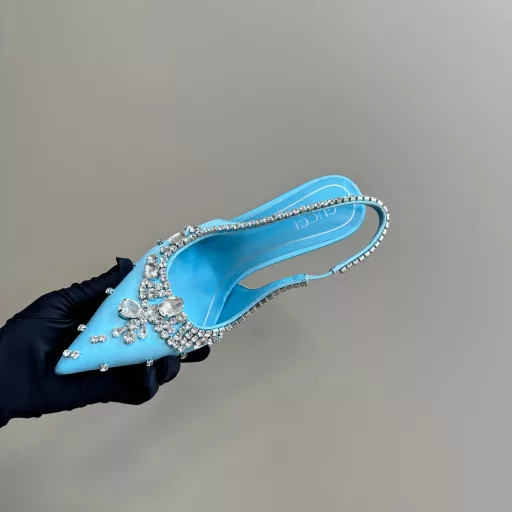 Gucci 25S Spring and Summer New Products Rhinestone Candy Color Back Strap High Heel SandalsG is always impressive in terms of high-end feelingIt looks quite simple but looks very high-end and sexyIt allows you to easily match and show various styles👍The upper is made of imported silk cloth + rhinestone buckleThe lining is made of imported sheepskinThe sole is made of imported leather from Italy