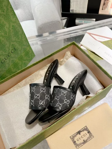 Gucci 23ss 🆕New summer diamond high-heeled sandals. Authentic one-to-one development. Original materials. Welcome to compare details. Heel height 7.5cm.
