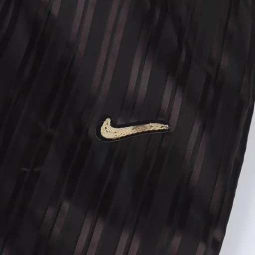 Nike x BODE co-branded Astro Grabber SS24 Logo lapel slim fit single-breasted casual suit jacket pantsThe fabric is time-consuming and labor-intensive to customize. The crystal beads on the side of the pants are handmadeThe inner mesh fabric is custom-dyed with bright colors and the upper body effect is very high-endThe design is very strong and the return rate is high