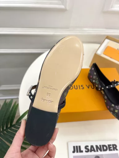 Louis Vuitton 25𝐬𝐬🧡💚2025 early spring new top version‼ ️Original versionThe latest model in the counter LV X TM ROMY Takashi Murakami joint ballet shoes, new hard goods🆕❥BS purchasing level! Full of high-end feeling! A model that is popular among domestic and foreign bloggers, retro and fashionable, it looks amazing on the feet! The official website's main model★