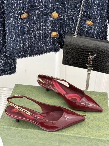 GUCC*25S Spring and Summer new product pointed toeMetal chain high-heeled sandalsThe fabric is made of imported cow patent leatherHigh-grade custom-dyed sheepskin liningImported Italian cowhide outsole